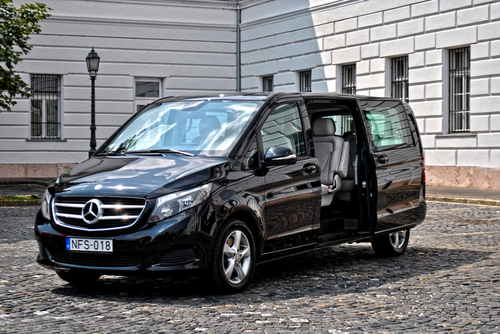 Nossos vehículos - Mercedes V class Nossos vehículos - Mercedes V class